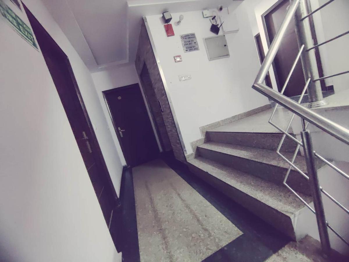 Hotel Saya Deluxe Near New Delhi Railway Station ' Екстер'єр фото
