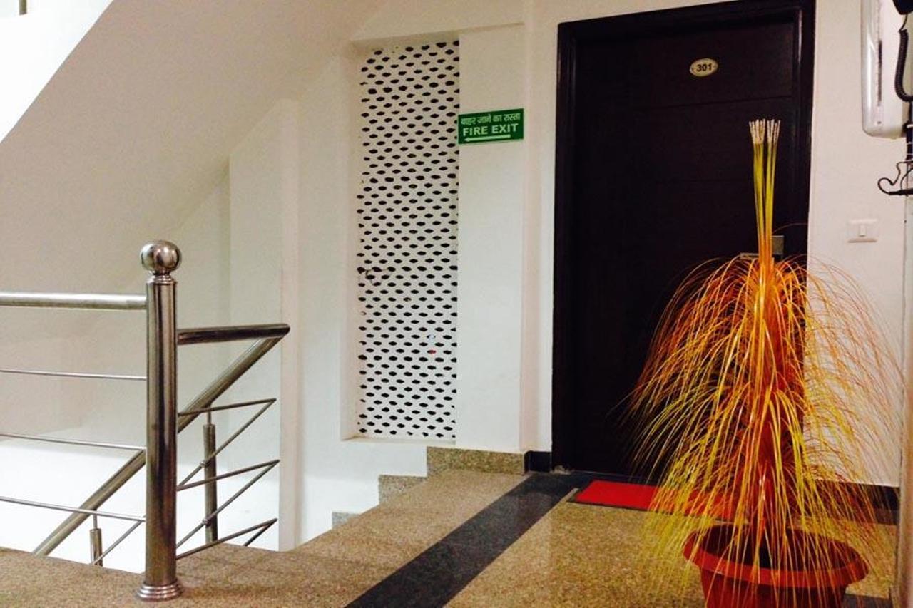 Hotel Saya Deluxe Near New Delhi Railway Station ' Екстер'єр фото